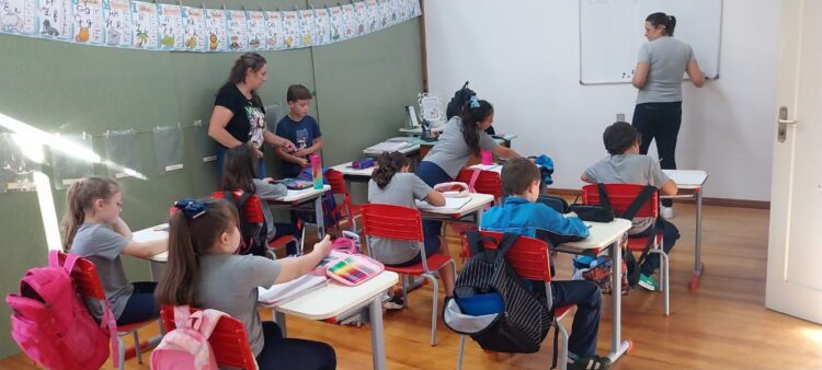 Relvado volta às aulas