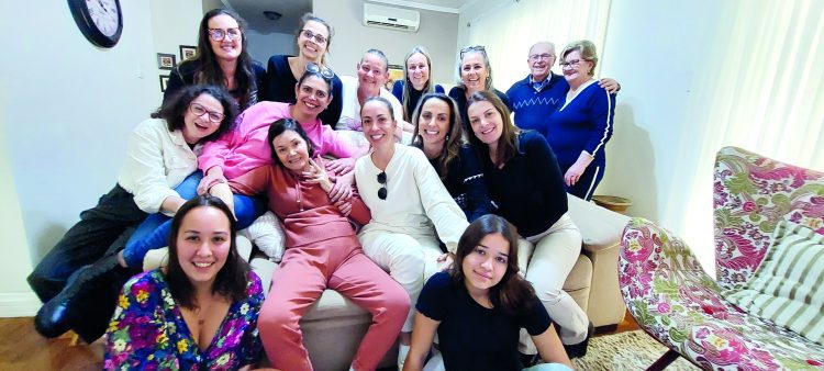 Unidas pela solidez de uma amizade eterna