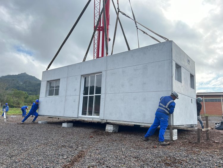 Chegam a Encantado módulos habitacionais provisórios