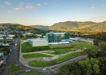 Sicredi consolida liderança em operações de crédito rural