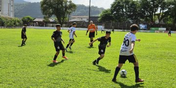3ª Copa Encantado de Futebol de Base iniciou nesta manhã
