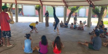 CRAS e Secretaria de Assistência Social de Encantado promovem evento para crianças em abrigos no Parque João Batista Marchese