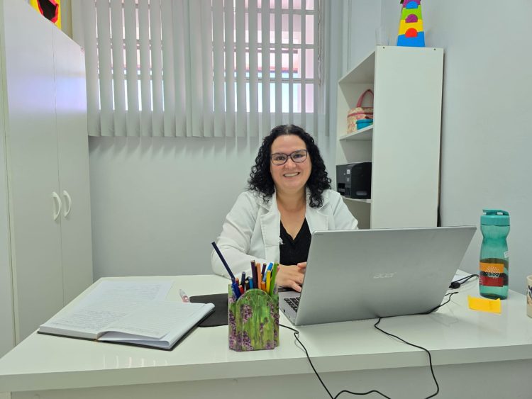 Pâmela Carina Delazeri assume cargo de nutricionista em Doutor Ricardo