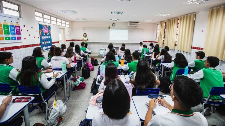 Ano letivo na Rede Estadual inicia nesta quinta-feira, 13