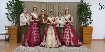 Corte de soberanas de Roca Sales participa de encontro em Arroio do Meio