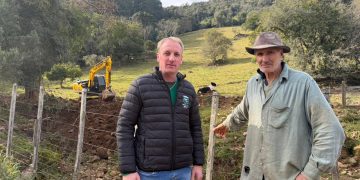 Secretaria de Agricultura segue investindo no interior com serviços de horas-máquina