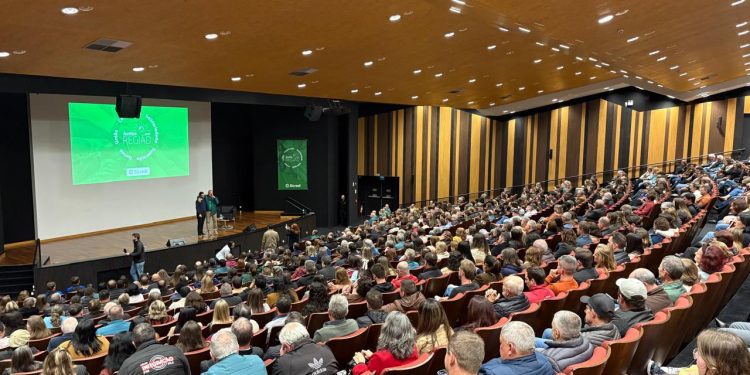 Sicredi Região dos Vales beneficia mais de 300 entidades e ações sociais por meio do projeto Juntos pela Região