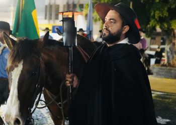 Encantado recebe Chama Crioula e inicia período de celebrações farroupilhas