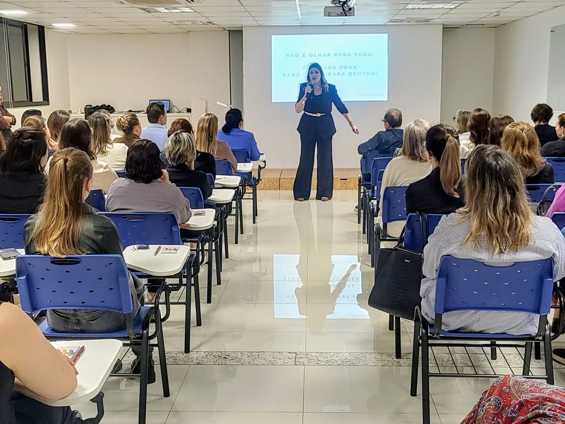 Loja física aliada à internet: palestra na ACI-E aponta caminhos para vender mais