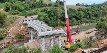 Ponte entre Relvado e Encantado chega a 70% de execução